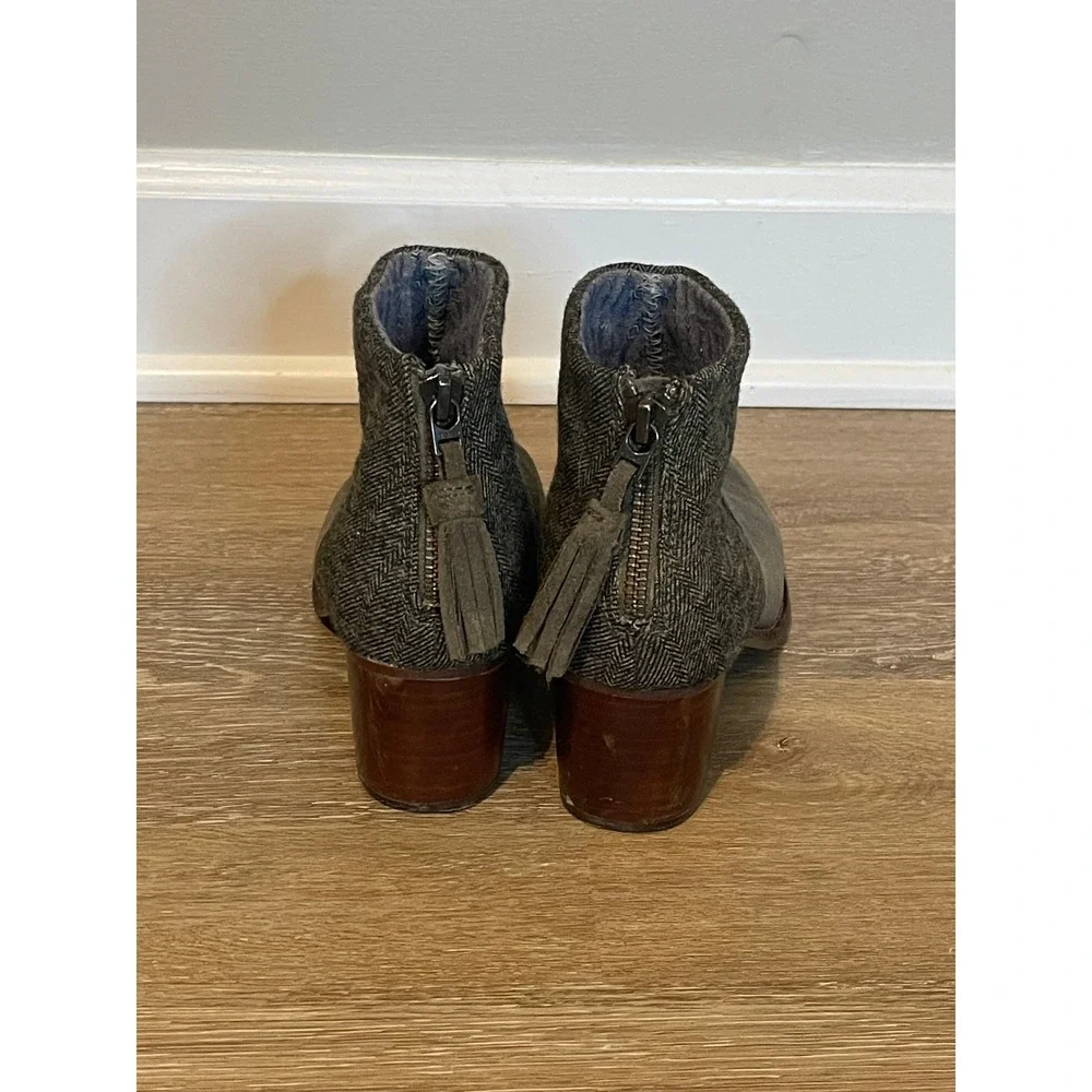 TOMS Olive Green Suede & Herringbone‎ Ankle Booties Block Heel Women's 6.5